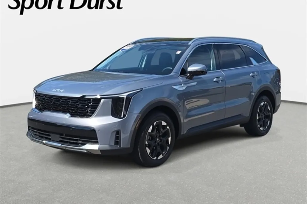 2025 Kia Sorento S photo 1