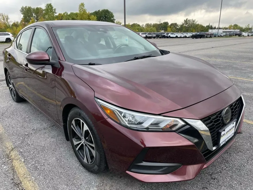 2021 Nissan Sentra SV photo 1