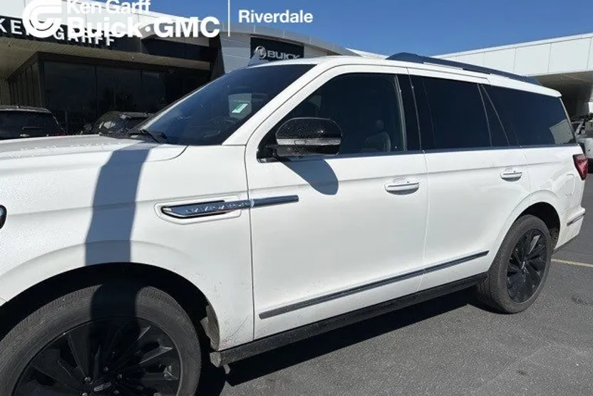 2020 Lincoln Navigator Reserve photo 1