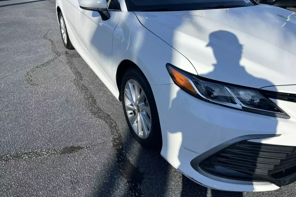2024 Toyota Camry LE photo 1
