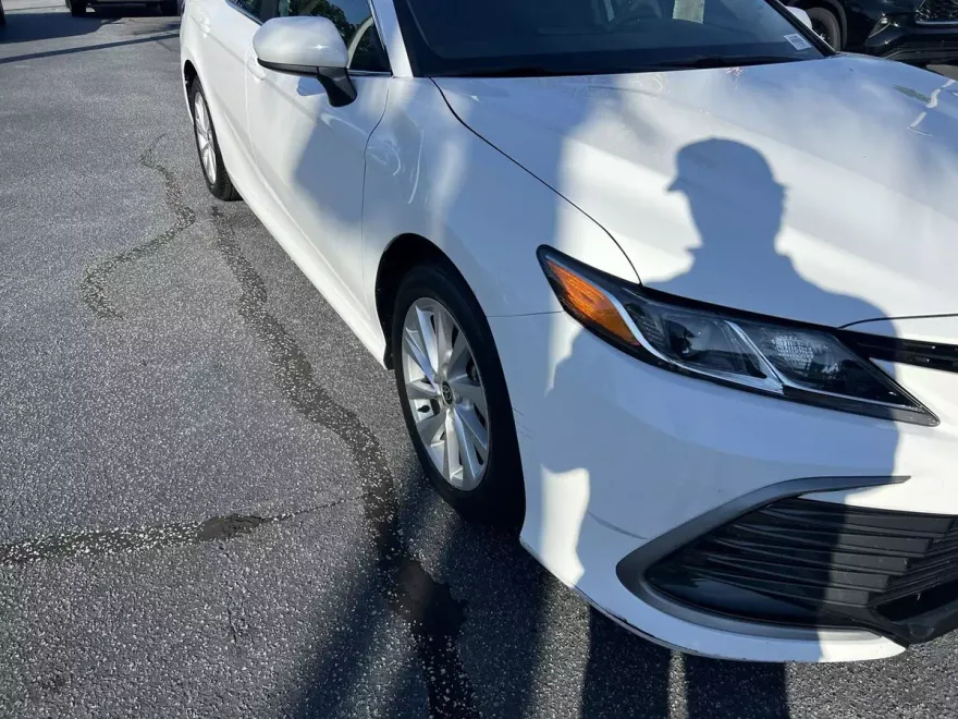 2024 Toyota Camry LE photo 1