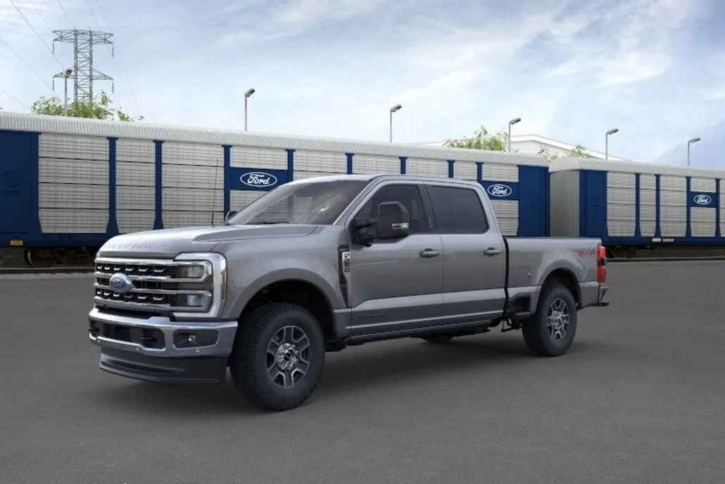 2025 Ford F-250 Lariat photo 1