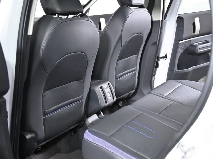 2025 Mini Countryman ALL4 S photo 35