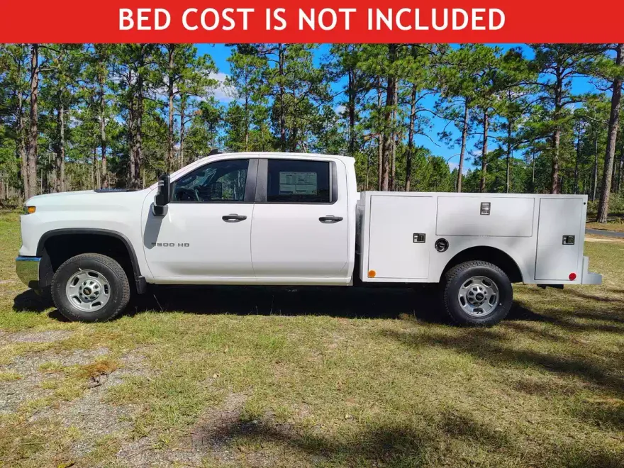 2024 Chevrolet Silverado 2500HD photo 1