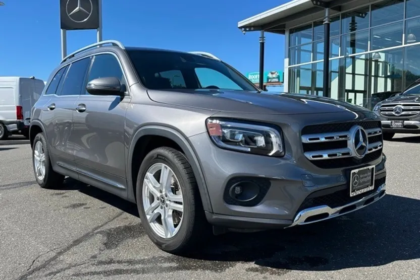 2022 Mercedes Benz GLB 250 4MATIC photo 1