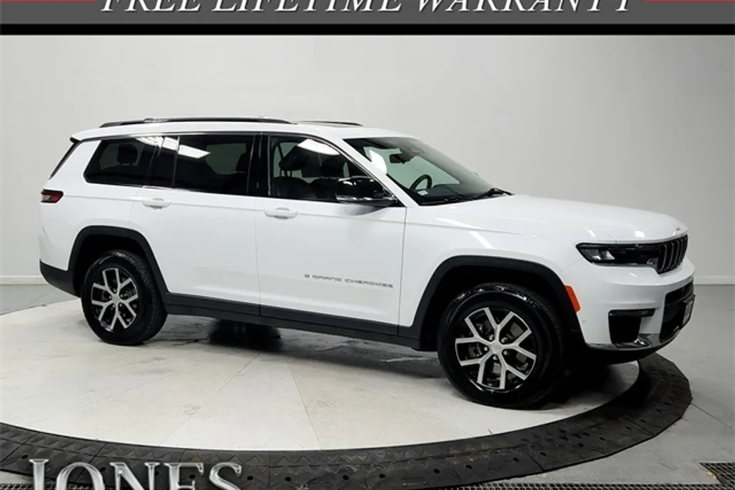 2024 Jeep Grand Cherokee Limited photo 1