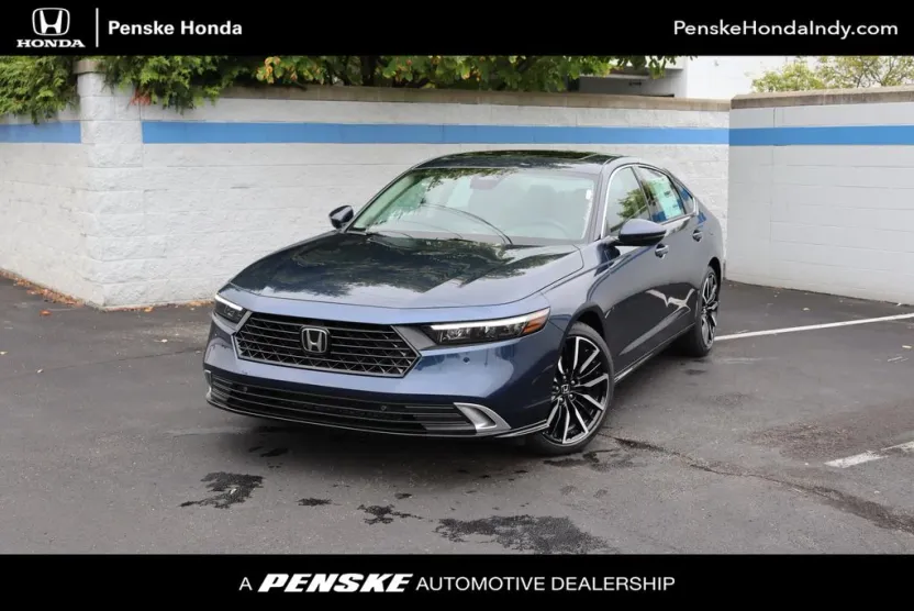 2025 Honda Accord Touring photo 1