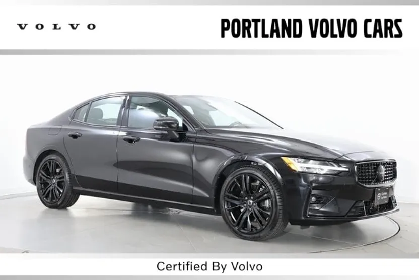 2023 Volvo S60 B5 AWD Plus Black Edition photo 1