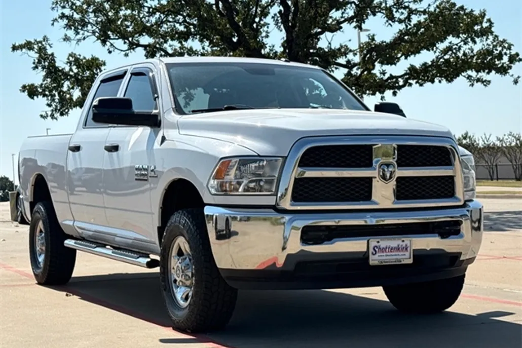 2013 Ram 2500 Tradesman photo 1