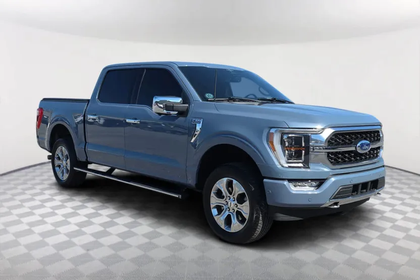 2023 Ford F-150 Platinum photo 1