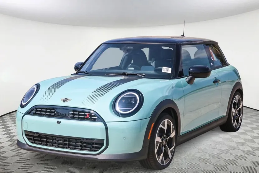 2026 Mini Cooper 2 Door Hardtop S Iconic photo 1