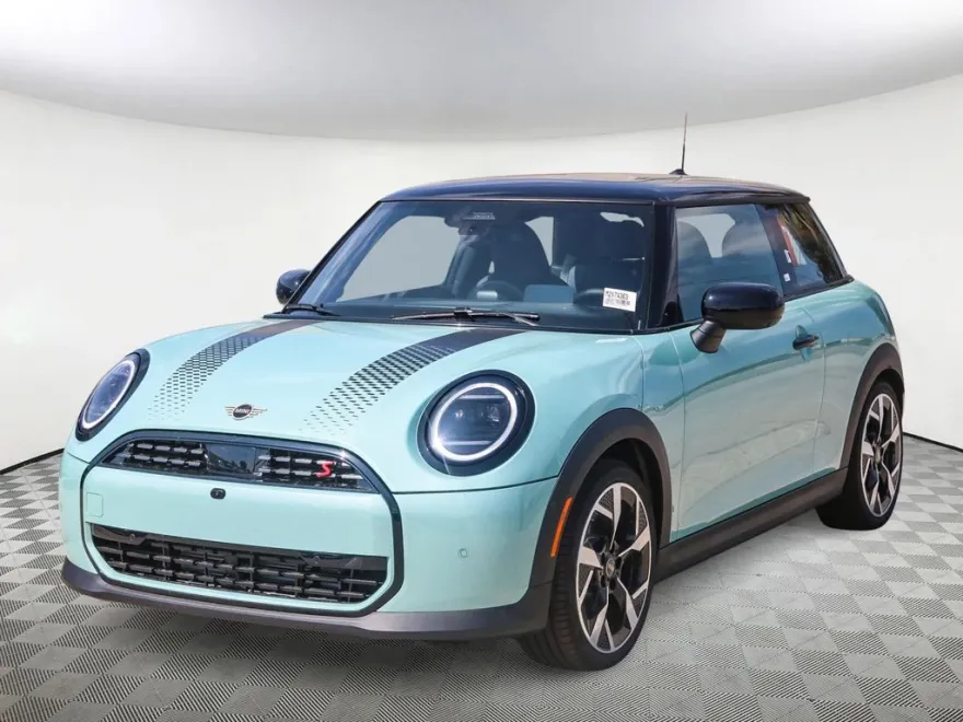 2026 Mini Cooper 2 Door Hardtop S Iconic photo 1