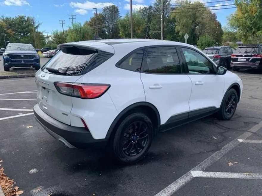 2020 Ford Escape SE Sport Hybrid photo 1