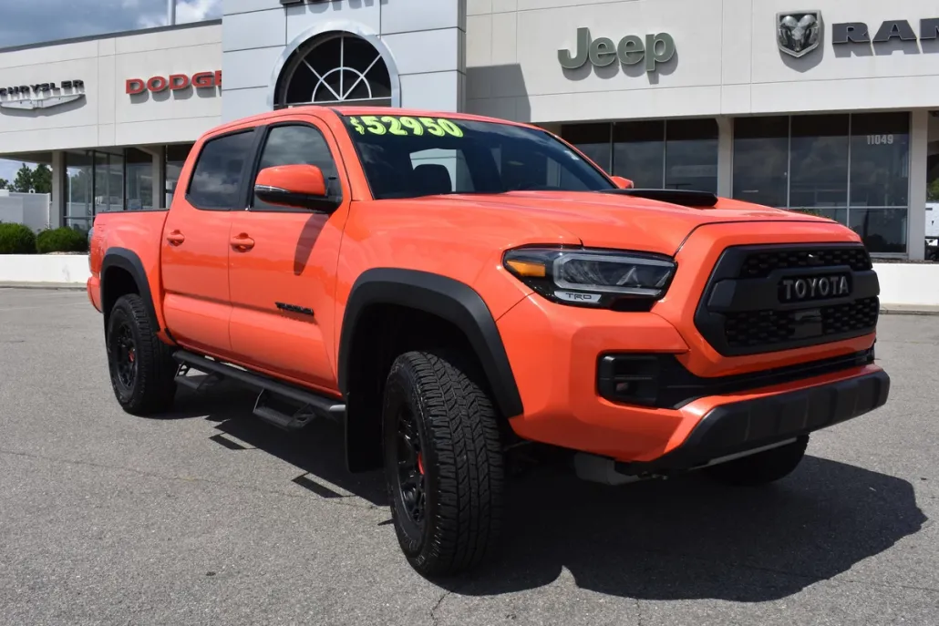 2023 Toyota Tacoma TRD Pro V6 4x4 photo 1