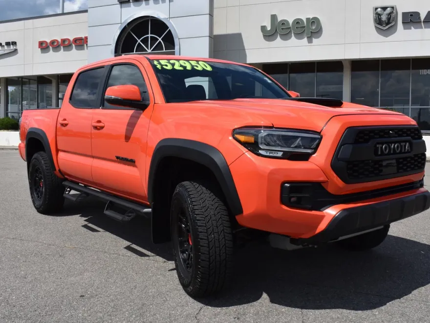 2023 Toyota Tacoma TRD Pro V6 4x4 photo 1