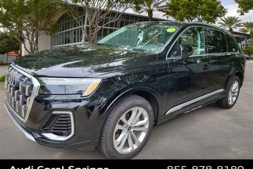 2025 Audi Q7 Premium photo 1