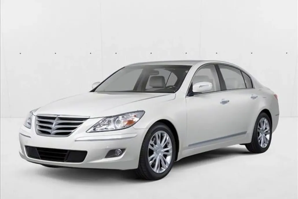 2012 Hyundai Genesis 5.0 R-Spec photo 1