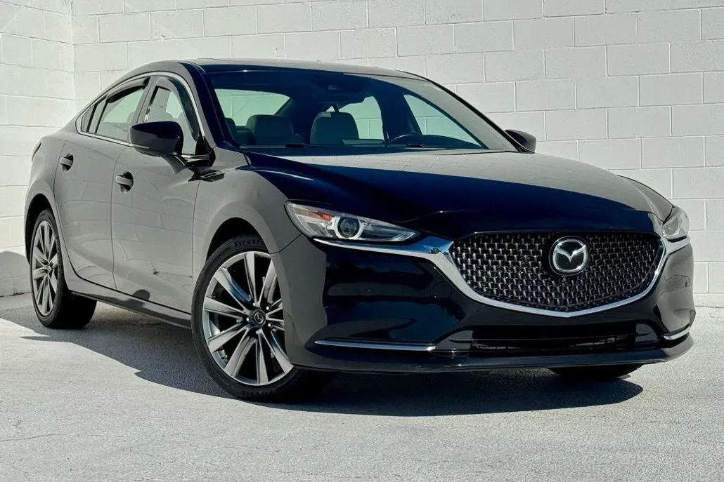 2019 Mazda Mazda6 Signature photo 1