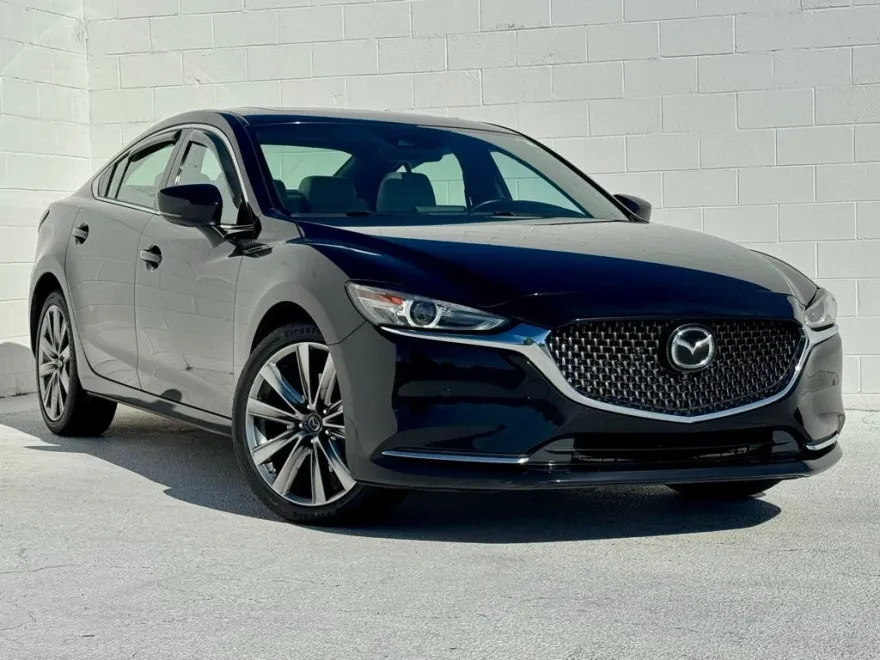 2019 Mazda Mazda6 Signature photo 1