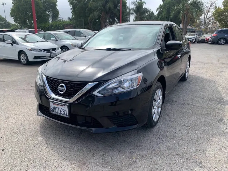 2019 Nissan Sentra S photo 1