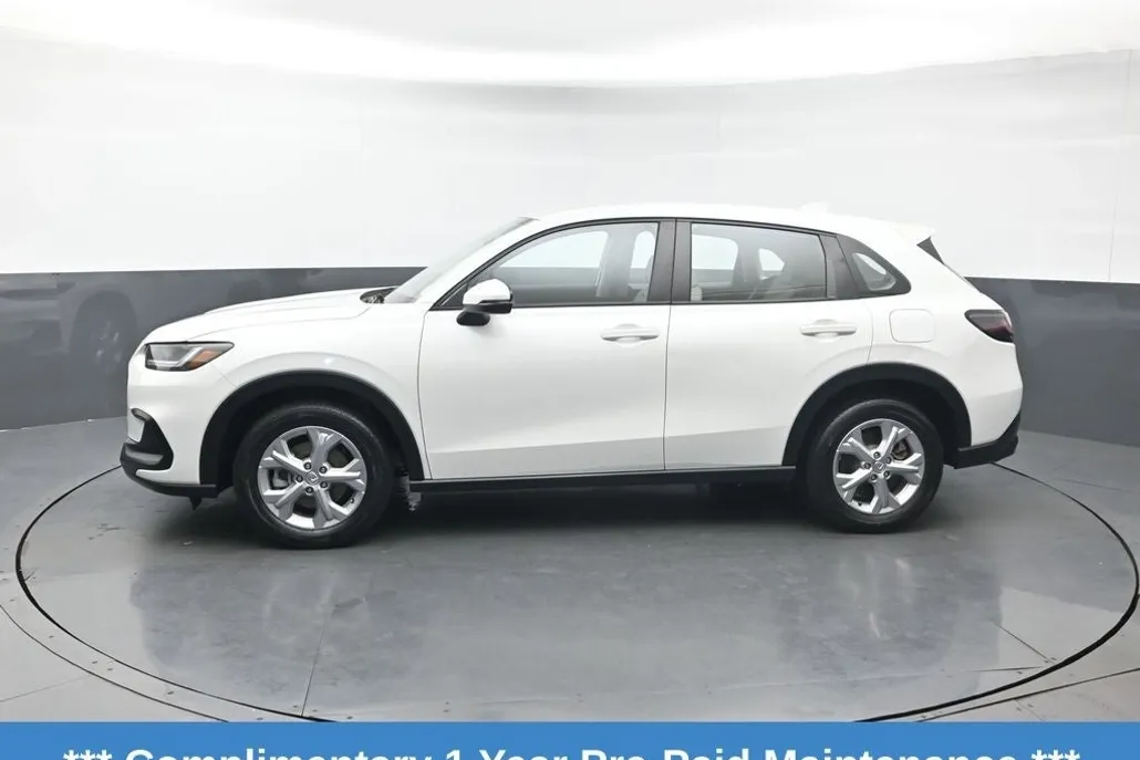 2023 Honda HR-V LX photo 1