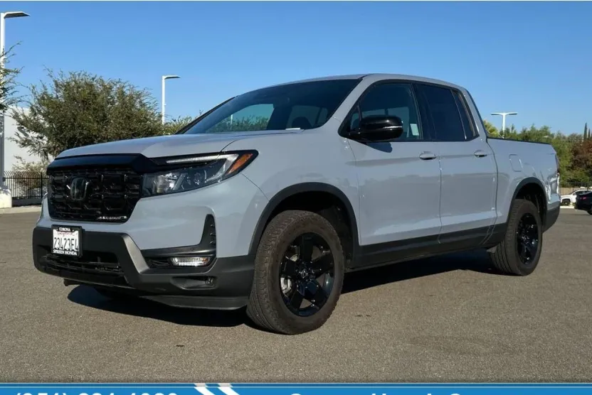 2025 Honda Ridgeline Black Edition photo 1