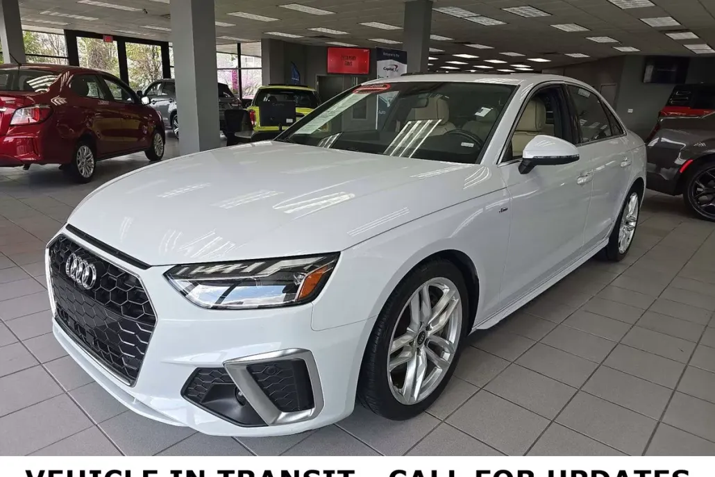 2022 Audi A4 S line Quattro Premium Plus photo 1
