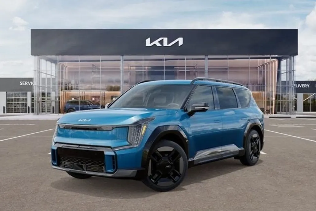 2026 Kia EV9 GT-Line photo 1