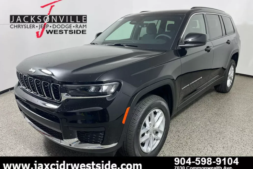 2025 Jeep Grand Cherokee Laredo X photo 1