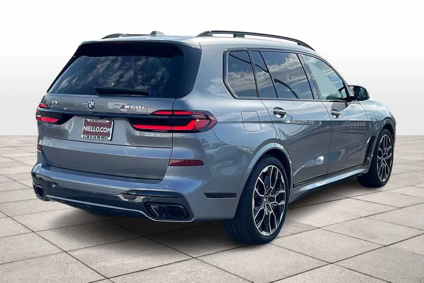 2026 Bmw X7 M60i photo 1
