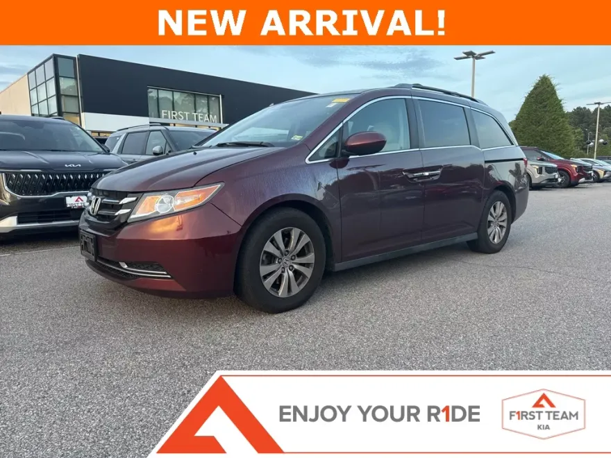 2016 Honda Odyssey EX-L photo 1