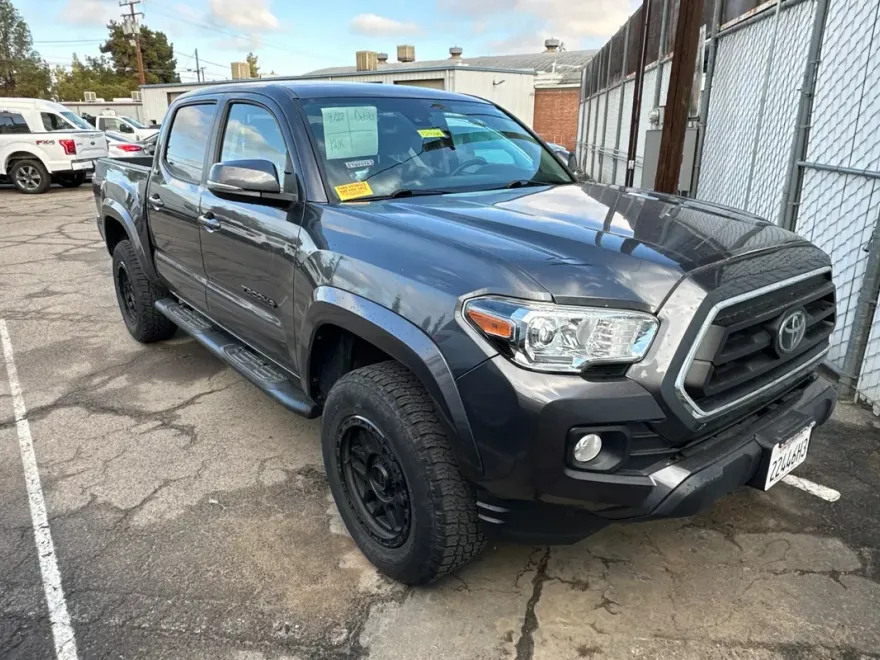 2021 Toyota Tacoma SR photo 1