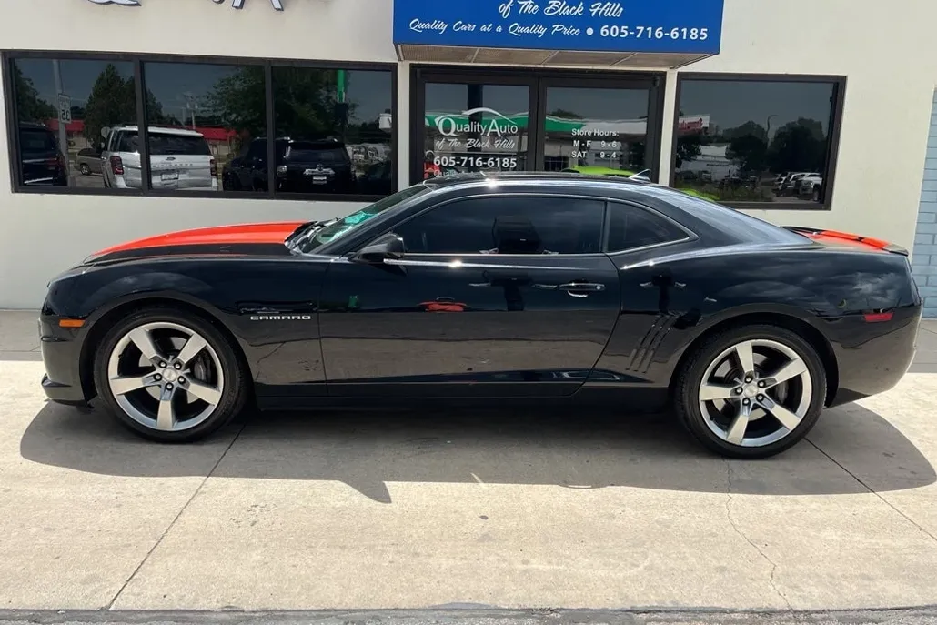 2011 Chevrolet Camaro 2SS photo 1
