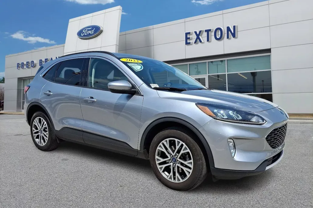 2022 Ford Escape SEL photo 1