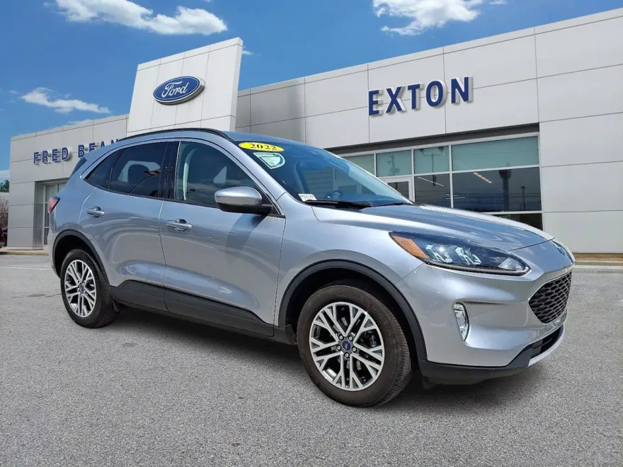 2022 Ford Escape SEL photo 1