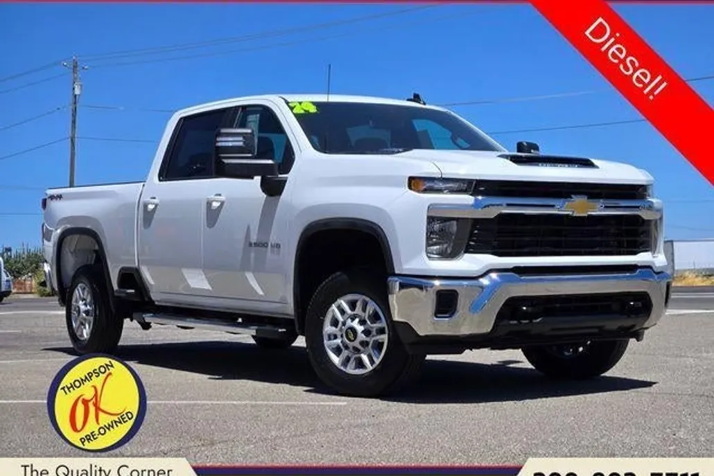 2024 Chevrolet Silverado 2500HD LT photo 1