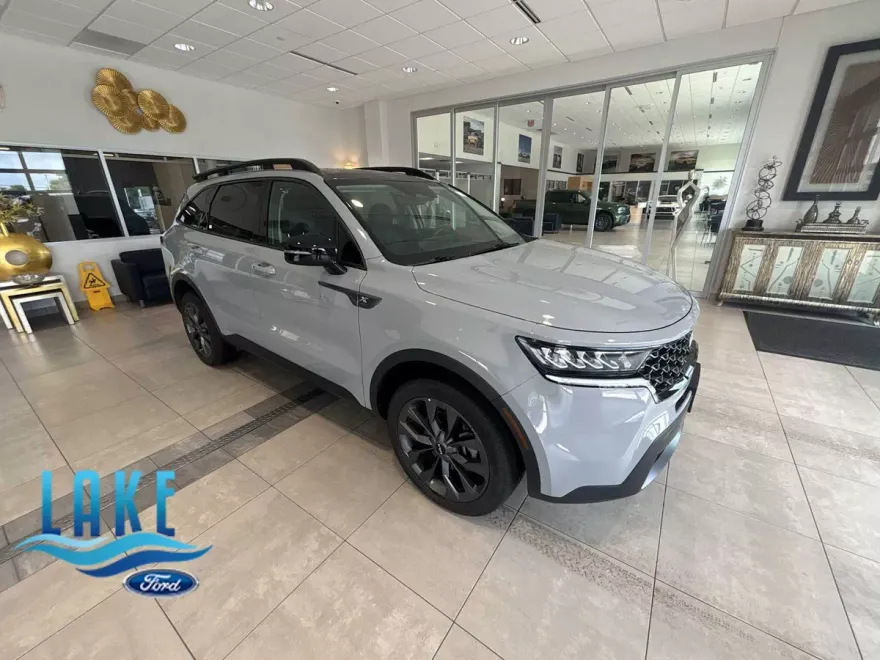 2023 Kia Sorento X-Line EX photo 1