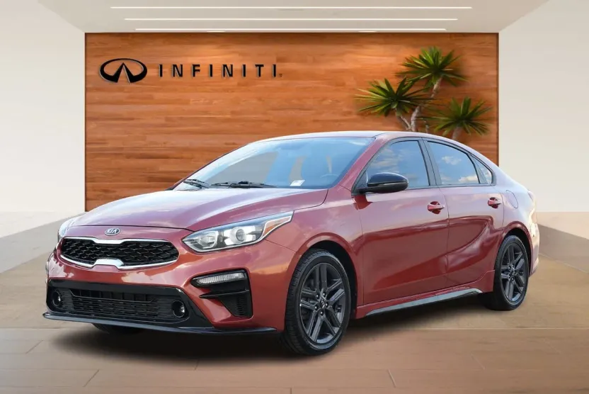 2021 Kia Forte GT-Line photo 1