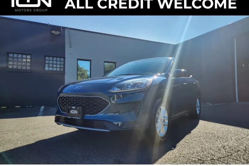 2020 Ford Escape SE photo 1