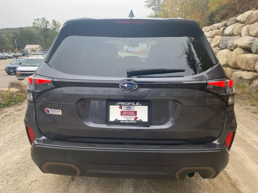 2025 Subaru Forester Sport photo 1