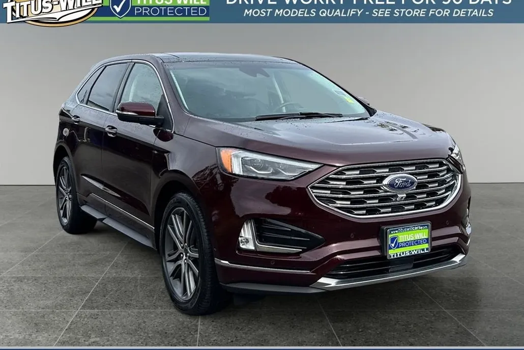 2019 Ford Edge Titanium photo 1