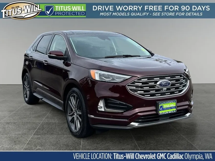 2019 Ford Edge Titanium photo 1