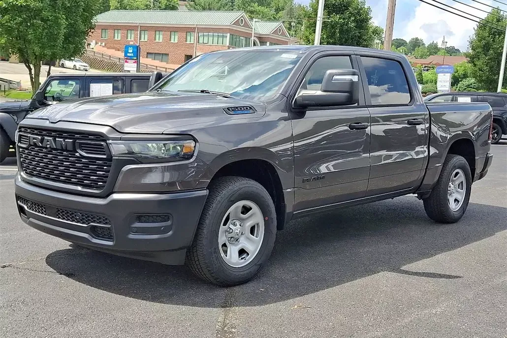 2025 Ram 1500 Tradesman photo 1