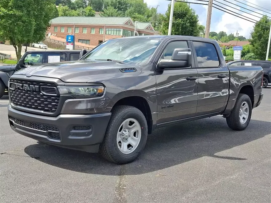 2025 Ram 1500 Tradesman photo 1