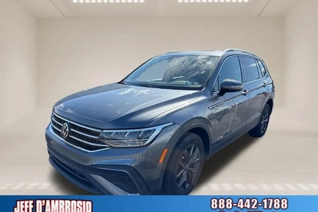 2022 Volkswagen Tiguan SE photo 1