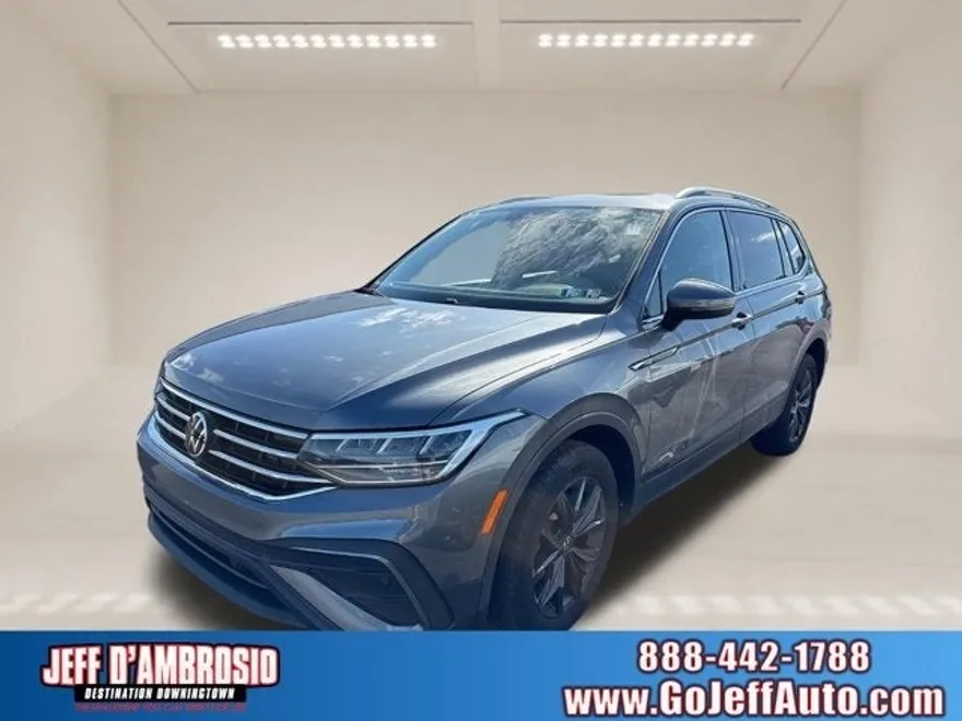 2022 Volkswagen Tiguan SE photo 1