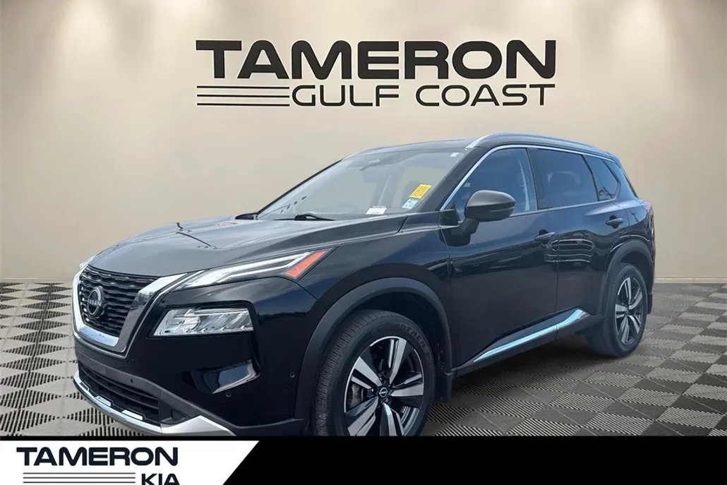 2023 Nissan Rogue Platinum photo 1