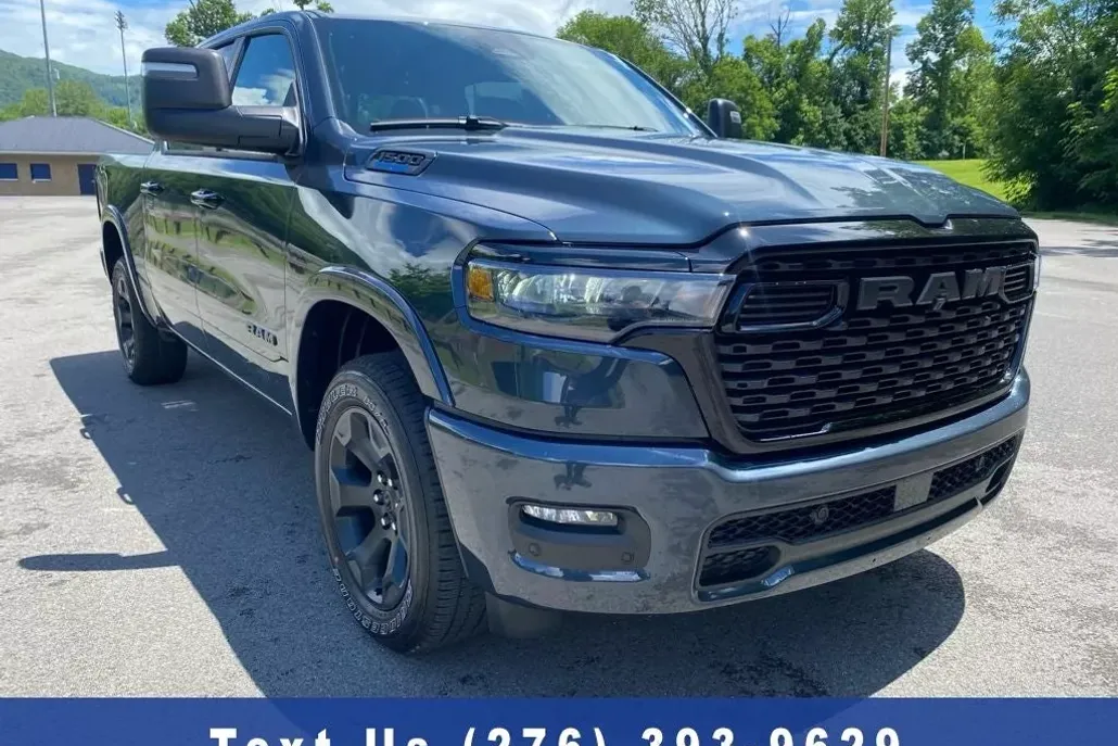2025 Ram 1500 Big Horn photo 1