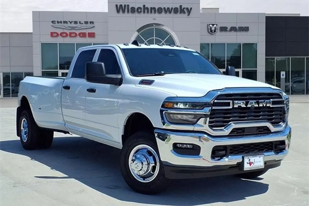2026 Ram 3500 Tradesman photo 1