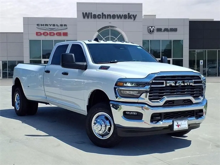 2026 Ram 3500 Tradesman photo 1